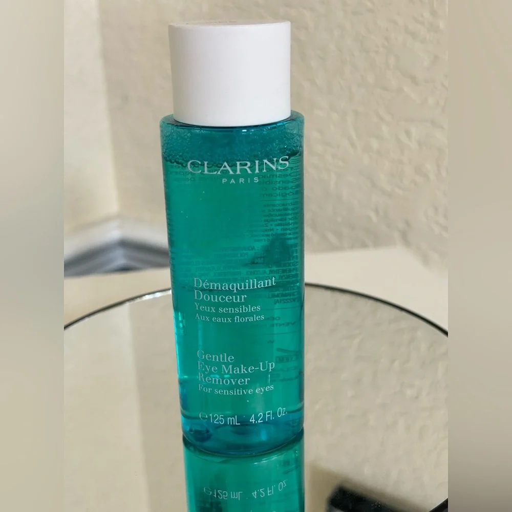 Clarins gentle eye makeup remover for sensitive eyes NEW